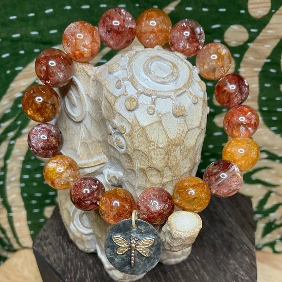 Sparkling Hematoid 12mm with Dragonfly Charm - Picture 4 of 5